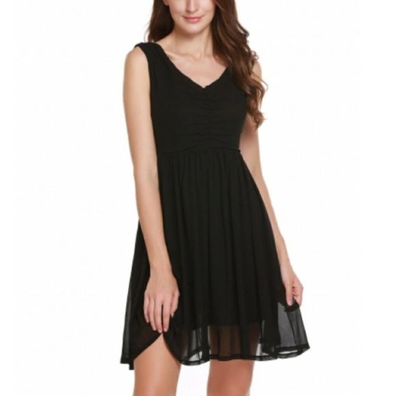 🆕⭐Black chiffon dress fully lined - Picture 3 of 7